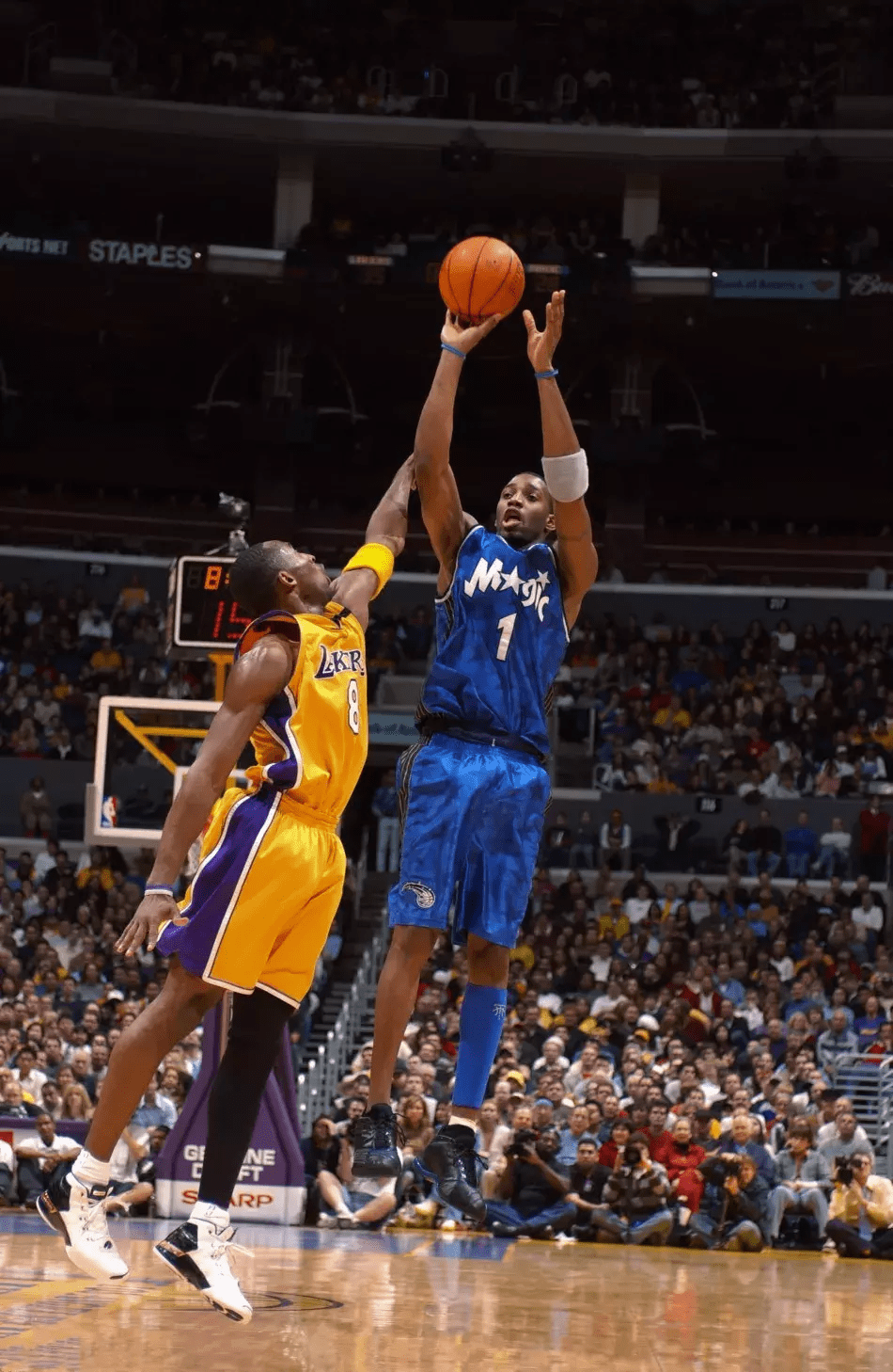 爱游戏tv-公牛血洗南韩男篮，汉密尔顿三分雨点燃全场