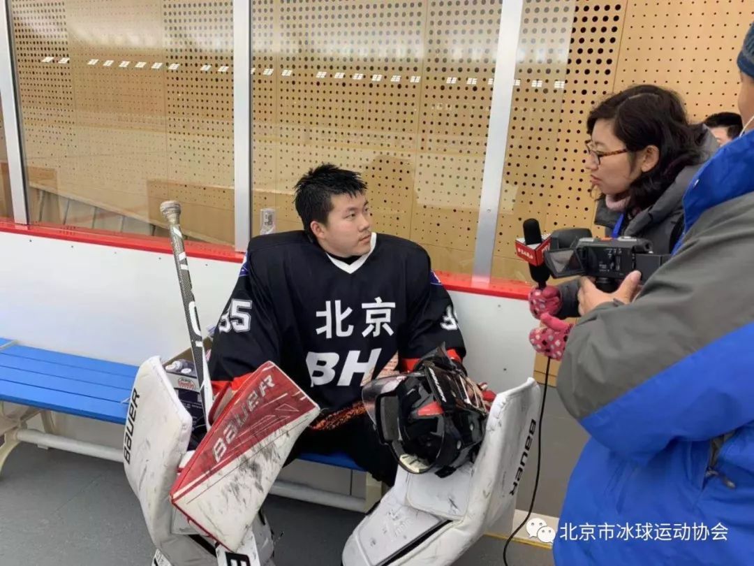 包含冰球赛后采访曝光,内幕引发热议的词条 包含冰球赛后采访曝光,内幕引发热议的词条