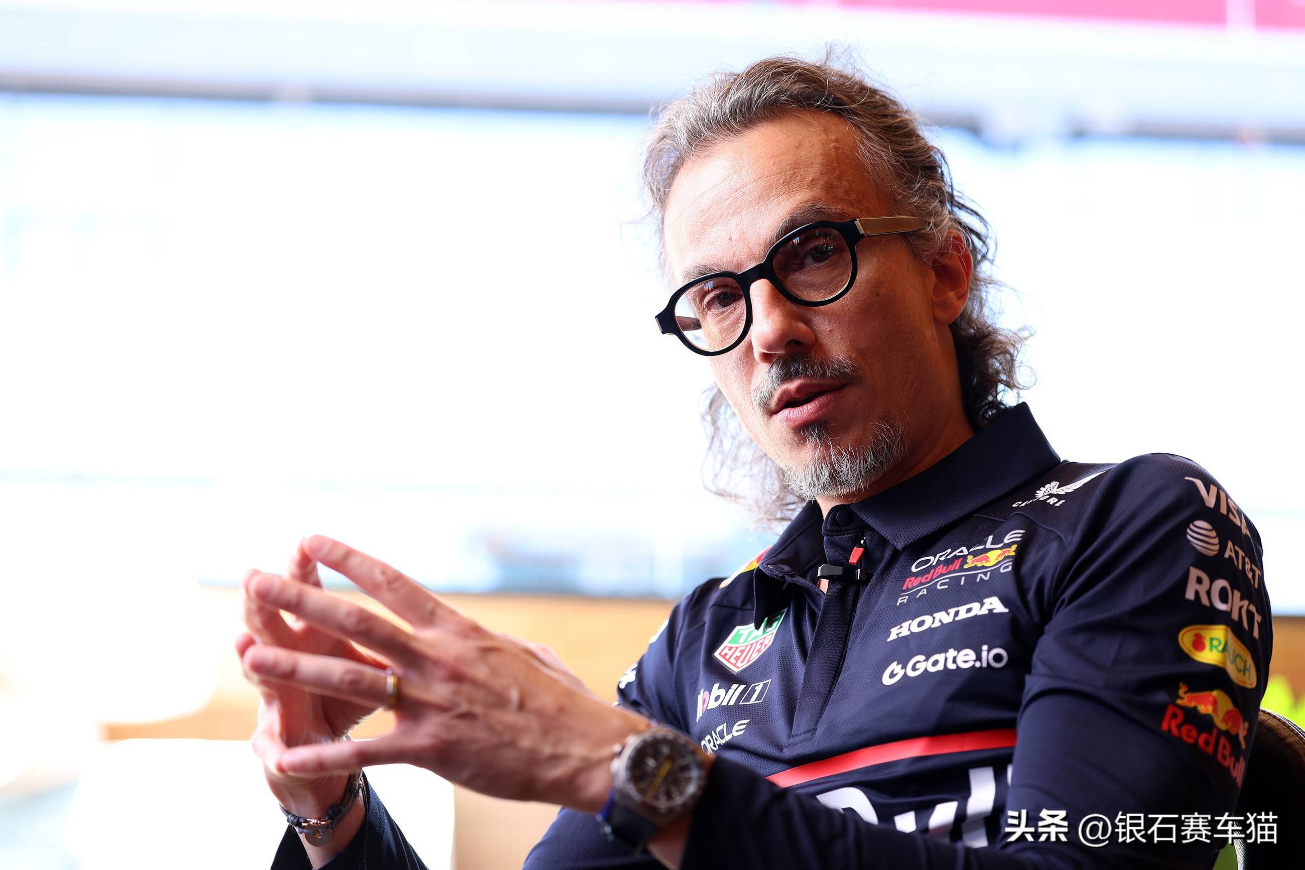 索伯车队翻盘迈凯伦，维斯塔潘带队取胜