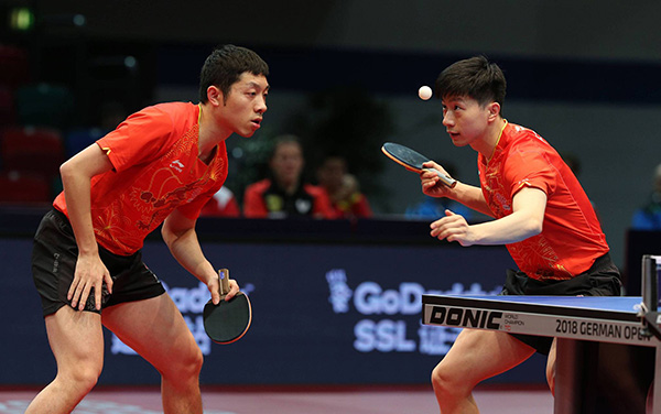 德国队轻取葡萄牙队，马龙统治全场