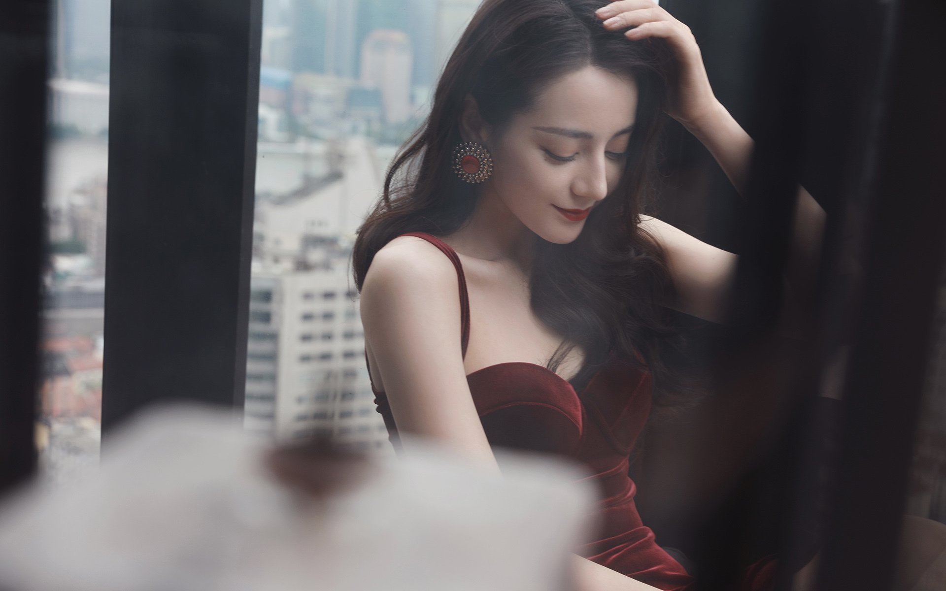 破碎格子军团，罗德里在巴萨-克罗地亚焦点战完成身份重塑